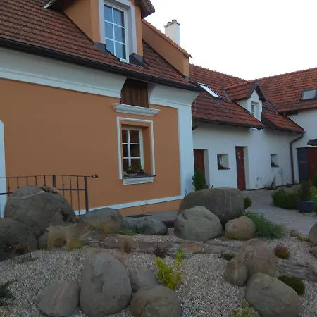 Restaurace Cp.2 3* Slapy