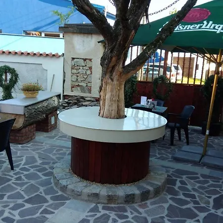 Restaurace Cp.2 Slapy