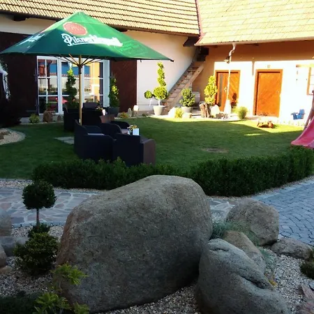 ゲストハウス Restaurace Cp.2