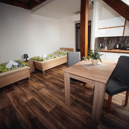 Restaurace Cp.2 3* Slapy